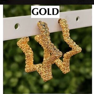 🆕🌿💛CR: Gold Dipped Sparkly 3/4 Star Hoops